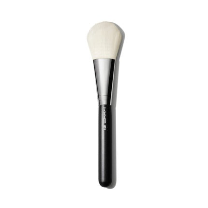 135 Large Flat Synthetic Powder Brush