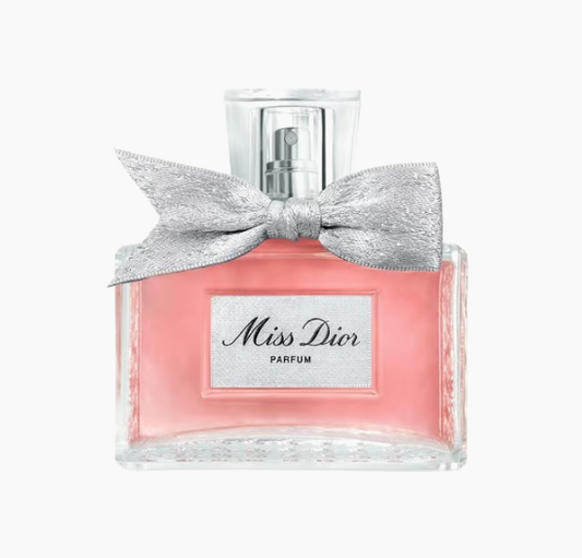 Why Retailers Choose Cosmetics Fashion as Their Wholesale Partner