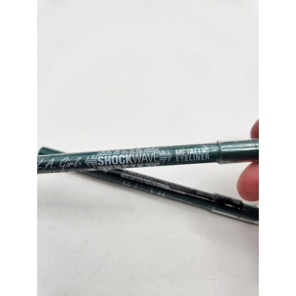 L.A. Colors Shockwave Metallic Eyeliner GP752 Dragon - Pack of 2